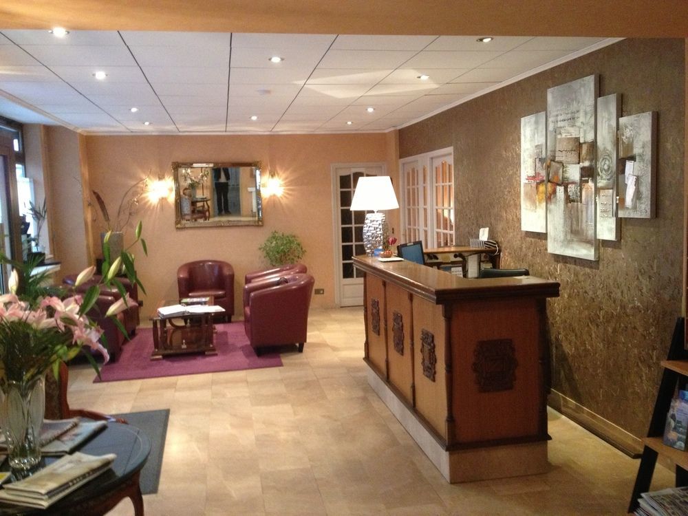 Crystal Hotel Levallois-Perret Exterior photo